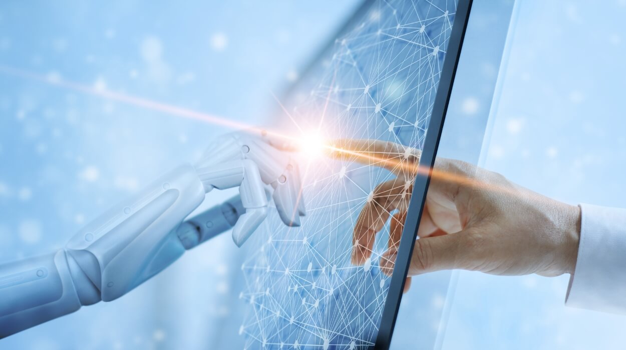 3 Benefits, 2 Risks & 1 Insight: Automation & Robotisation